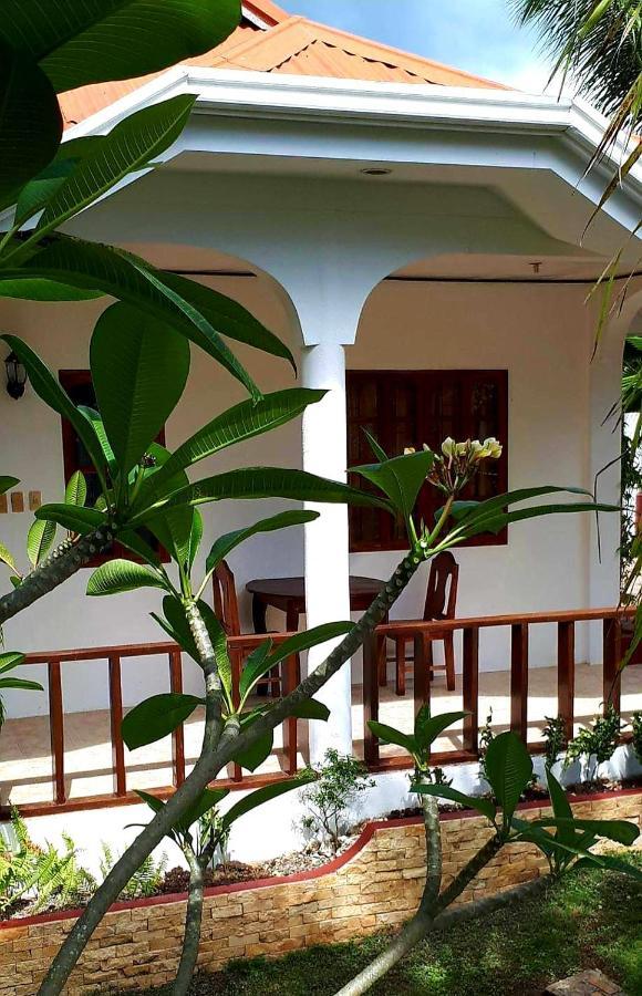 Palmera Palma Private 1-Br Bungalow In Моалбоал Экстерьер фото